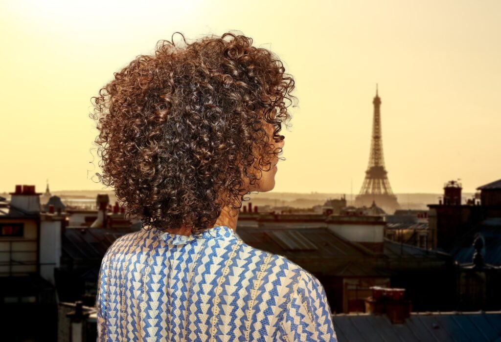 Natural volume of curly hair